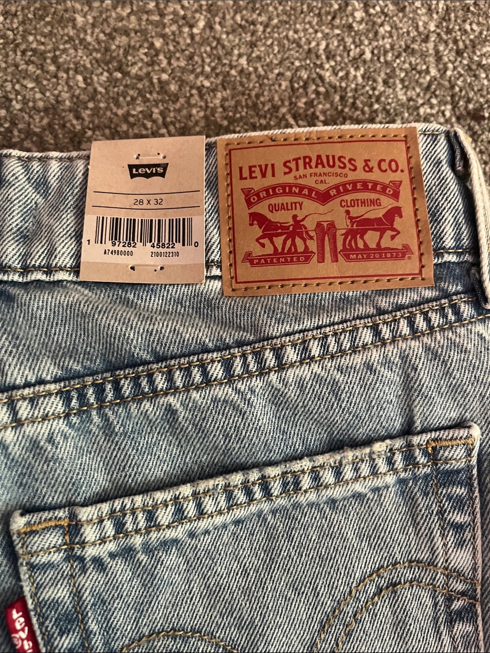 Levi's Light Blue Women's Jeans - Picture 4 of 5
